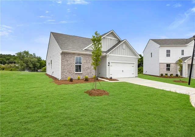 3rd image of 174 Sweet Water Ln, Rome, GA 30161 | MLS# 7784467