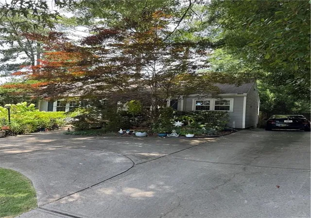Photo 2 of Single family home for sale at 1154 Kingsley Cir Ne, Brookhaven, GA 30324 | MLS# 7817124 | Listing updated on 2026-08-20