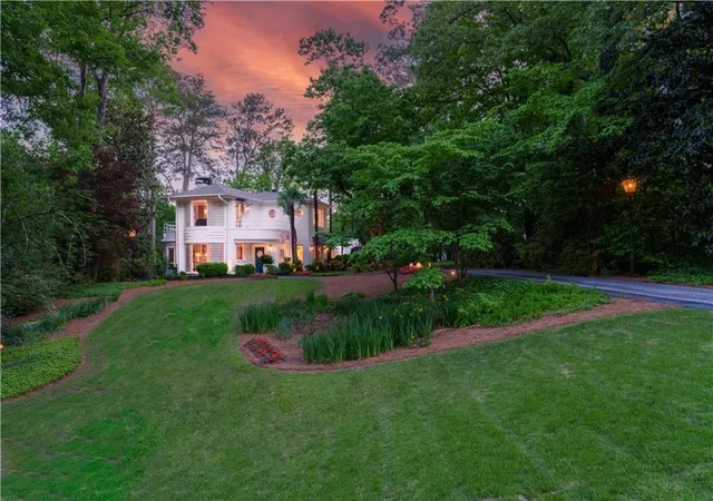 Photo 4 of Single family home for sale at 1020 W Wesley Rd, Atlanta, GA 30327 | MLS# 7756301 | Listing updated on 2026-10-28