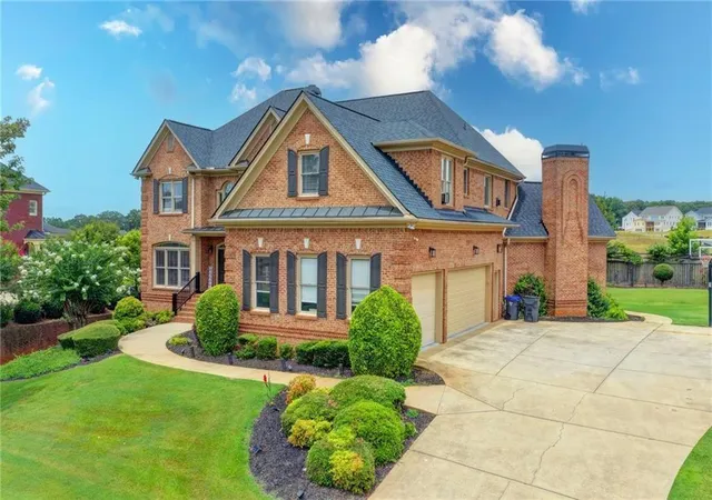2nd image of 2241 Hunters Green Dr, Lawrenceville, GA 30043 | MLS# 7795466