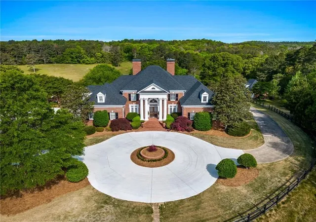1st image of 1400 Paul Aiken Rd, Dallas, GA 30157 | MLS# 7812023