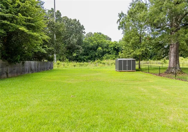 Photo 2 of Sale Pending at 803 Charlton St, Rome, GA 30165 | MLS# 7803928 | Listing updated on 2026-08-28