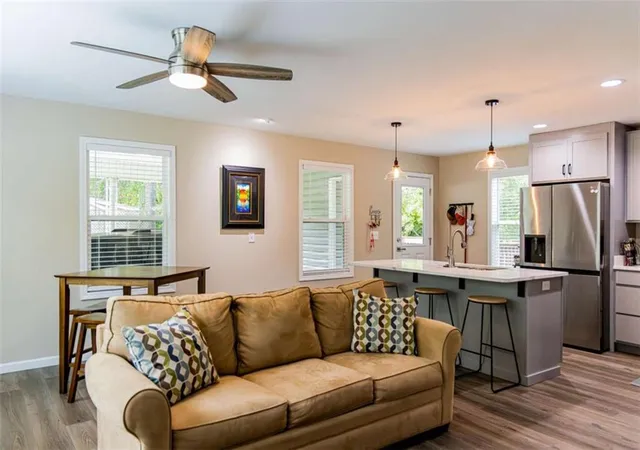 Photo 3 of Sale Pending at 803 Charlton St, Rome, GA 30165 | MLS# 7803928 | Listing updated on 2026-08-28