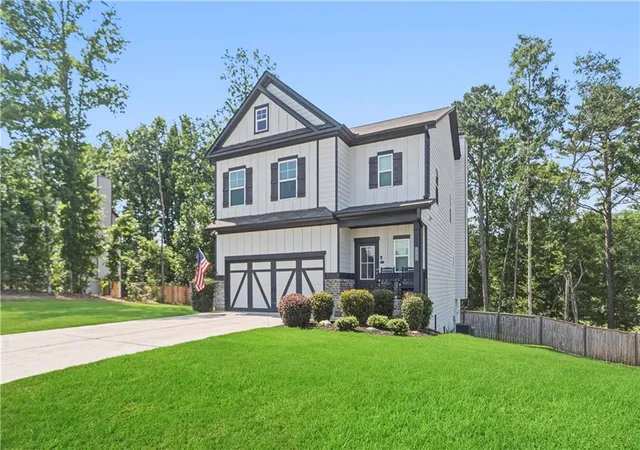 Homes for sale in Hoschton, GA | 778 Laurel Cove Dr, Hoschton, GA 30548 | MLS# 7798995