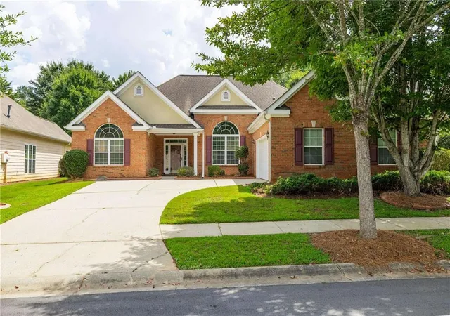 Photo 1 of Single family home for sale at 8004 Larksview Dr, Fairburn, GA 30213 | MLS# 7821518 | Listing updated on 2026-08-17
