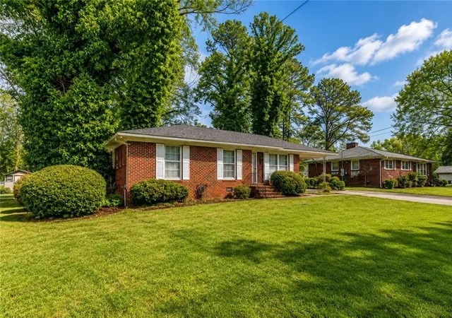 Homes for sale in Cedartown, GA | 263 E Girard Ave E, Cedartown, GA 30125 | MLS# 7742889