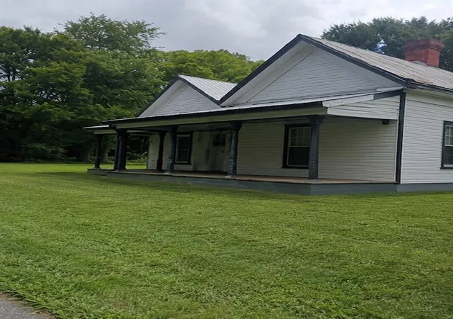 3rd image of 179 Sycamore St, Rockmart, GA 30153 | MLS# 7825782