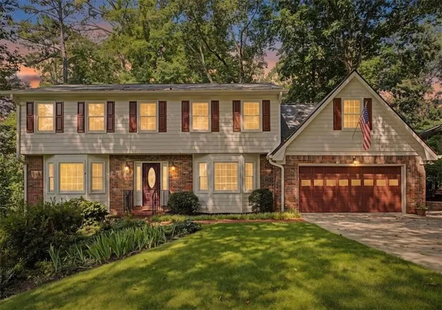 1st image of 1663 Huntingford Dr, Marietta, GA 30068 | MLS# 7716701