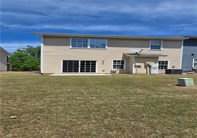 2nd image of 3131 Cedar Glade Ln, Buford, GA 30519 | MLS# 7814883