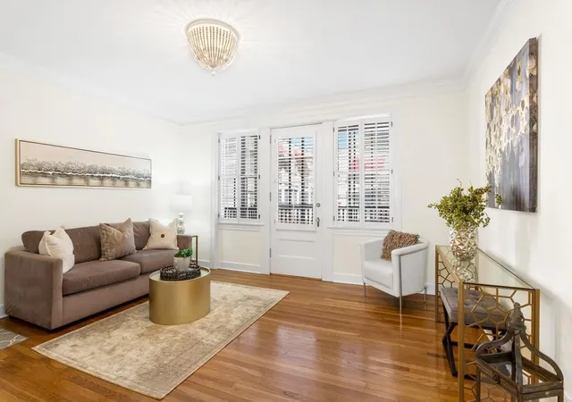 Condominium at 2222 Peachtree Rd Nw #B4, Atlanta, GA 30309 | MLS# 6985359 | | Sold on 2022-01-28