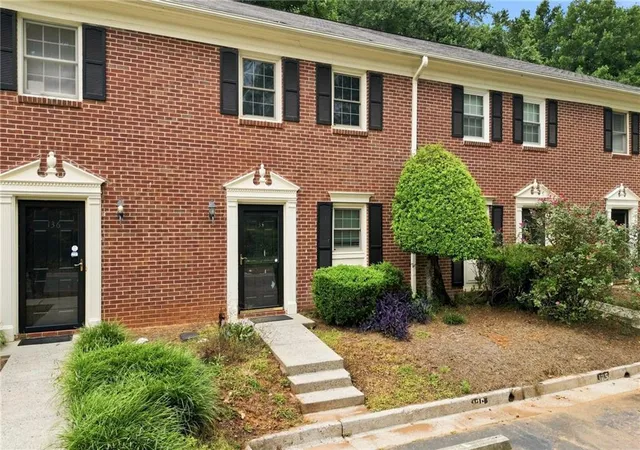 Condo for sale at GA | 135 Sterling Ct,GA 30004 | MLS# 7819672 | Listing updated on 2026-10-09