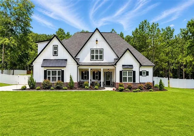 1st image of 1018 Farmington Rd, Griffin, GA 30224 | MLS# 7813018