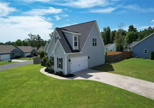 Photo 4 of Sale Pending at 12 Pippin Pl, Rome, GA 30165 | MLS# 7795191 | Listing updated on 2026-09-15