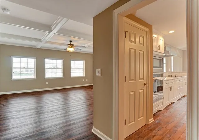 Photo 3 of Condo for sale at 3435 Kingsboro Rd NE #1601, Atlanta, GA 30326 | MLS# 7786711 | Listing updated on 2026-08-12
