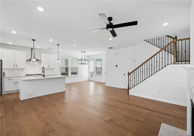 Photo 4 of Single family home for sale at 4448 Encore Park Xing, Duluth, GA 30097 | MLS# 7818618 | Listing updated on 2026-08-30