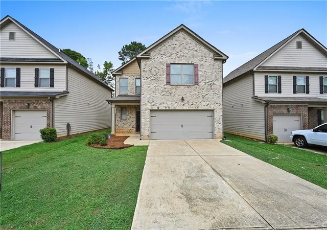 Photo 4 of Single family home for sale at 11805 Lovejoy Xing Blvd, Lovejoy, GA 30228 | MLS# 7799454 | Listing updated on 2026-08-11
