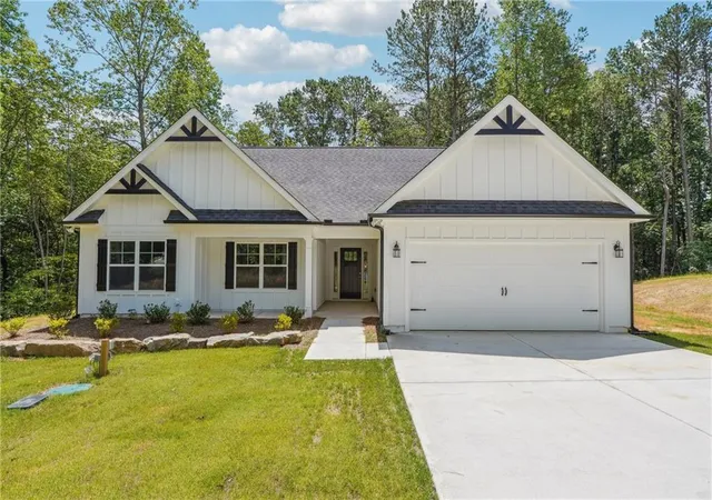 1st image of 7407 Hwy 136 West, Talking Rock, GA 30175 | MLS# 7744697