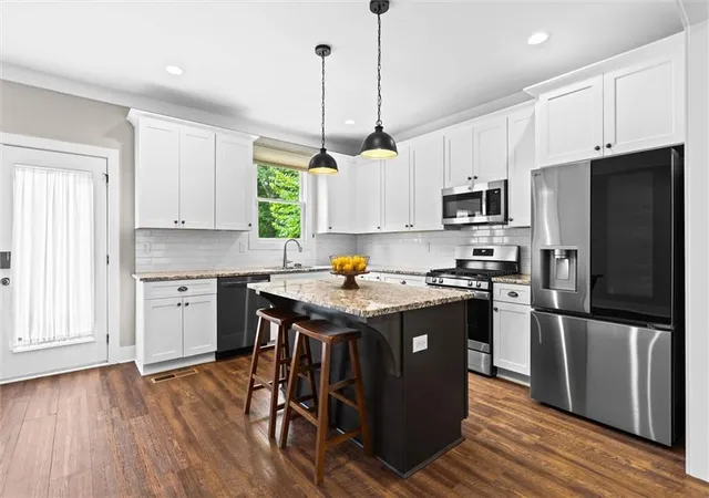 Photo 3 of Sale Pending at 408 Bell St, Monroe, GA 30655 | MLS# 7806262 | Listing updated on 2026-10-08