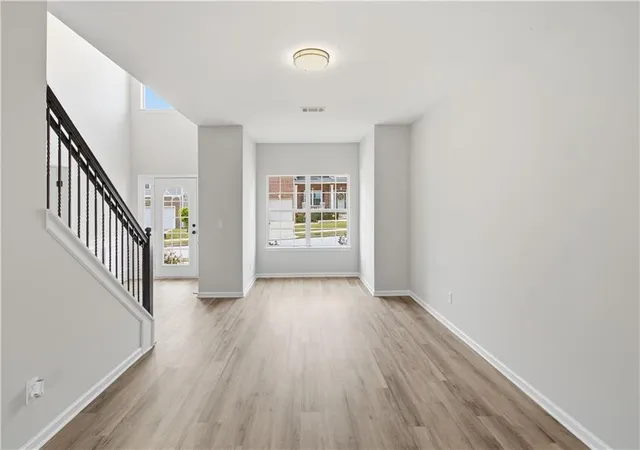 image of 3538 Cragstone Rd, Lithonia, GA 30038 | MLS# 7749151