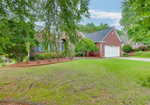 Homes for sale in Suwanee, GA | 3450 Ansley Park Dr, Suwanee, GA 30024 | MLS# 7802076