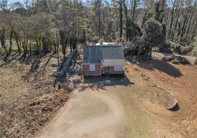 3rd image of 3095 Rainbow Dr, Decatur, GA 30034 | MLS# 7722580