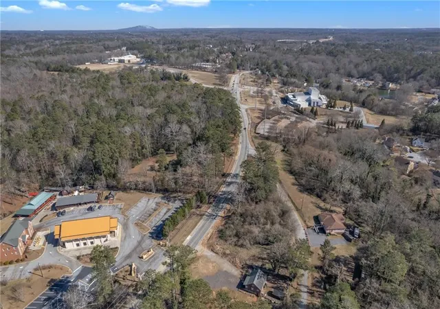 4th image of 3095 Rainbow Dr, Decatur, GA 30034 | MLS# 7722580
