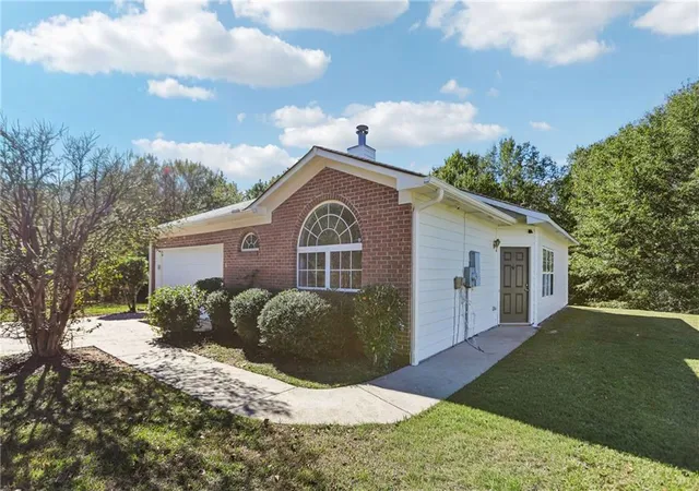 Photo 1 of Single family home for sale at 387 Apple Blossom Way, Macon, GA 31217 | MLS# 7858215 | Listing updated on 2026-10-30