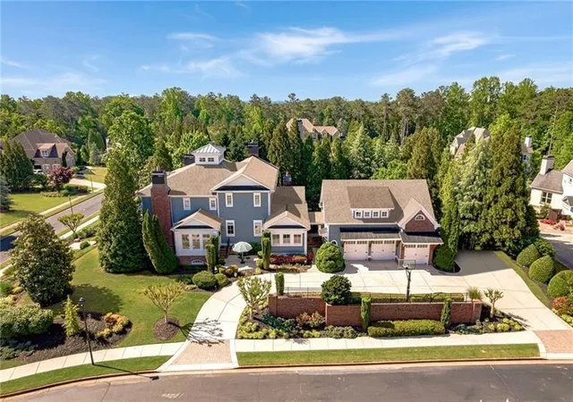 Photo 2 of Sale Pending at 2010 Caladium Way, Roswell, GA 30075 | MLS# 7823431 | Listing updated on 2026-09-08