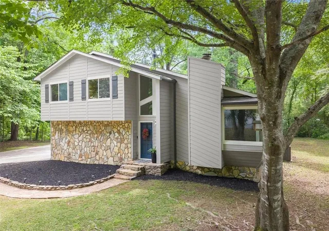 Photo 2 of Single family home for sale at 189 Castlebar Ct Se, Mableton, GA 30126 | MLS# 7770660 | Listing updated on 2026-08-04