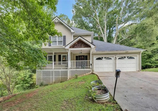 Photo 1 of Single family home for sale at 1515 Shoal Crk Dr, Conyers, GA 30094 | MLS# 7818764 | Listing updated on 2026-08-11