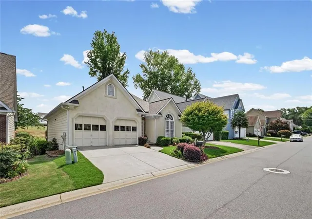 2nd image of 1453 Rosewood Creek Dr, Marietta, GA 30066 | MLS# 7794775