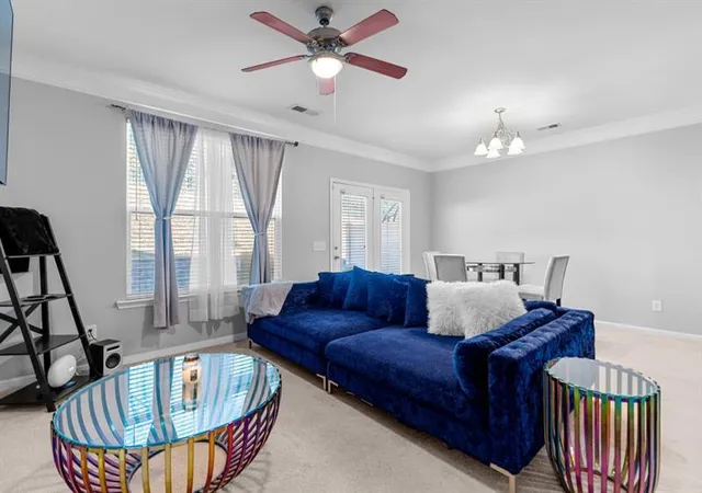 Listing Photo 5 - Condo for sale in building located at 4036 Carlinswood Wy, Stone Mountain, GA 30083