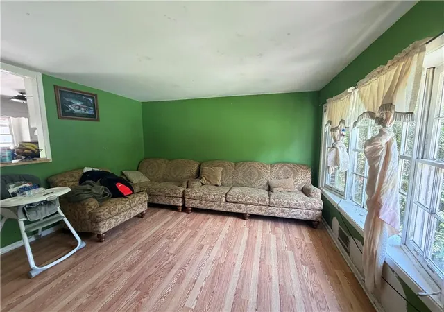 Photo 3 of Single family home for sale at 3164 Moss Oak Dr, Atlanta, GA 30340 | MLS# 7810992 | Listing updated on 2026-07-27