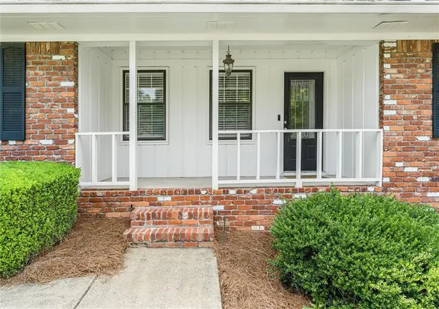 Photo 3 of Single family home for sale at 226 Machelle Ln, Marietta, GA 30064 | MLS# 7813683 | Listing updated on 2026-08-26