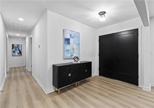 Photo 3 of Single family home for sale at 5253 Oxbow Rd, Stone Mountain, GA 30087 | MLS# 7752051 | Listing updated on 2026-09-19