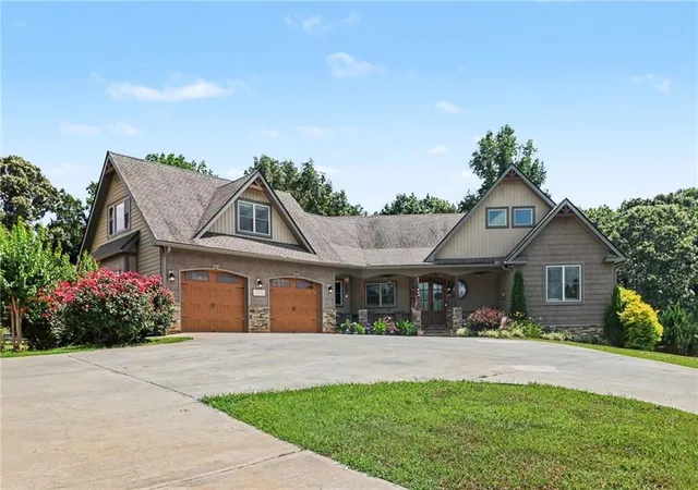 Homes for sale in Cleveland, GA | 1050 Ricky West Rd, Cleveland, GA 30528 | MLS# 7800047