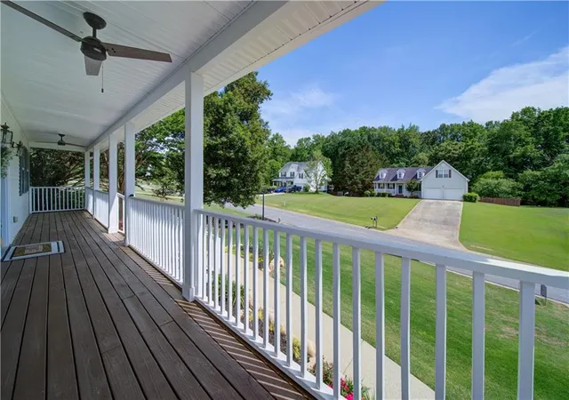 4th image of 8160 Castleberry Farms Dr, Gainesville, GA 30506 | MLS# 7765479