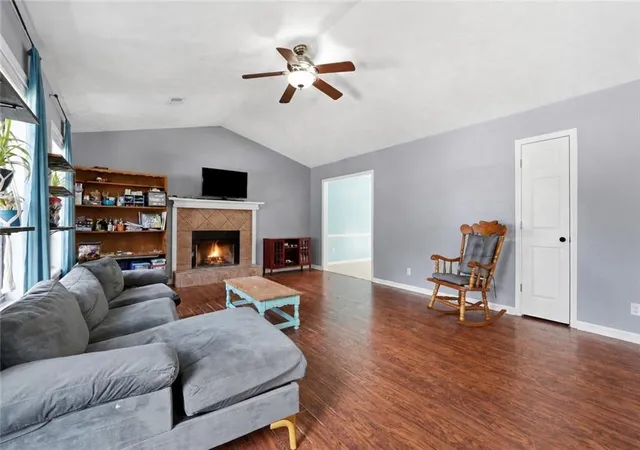Photo 4 of Sale Pending at 5548 Elderberry Ln, Flowery Branch, GA 30542 | MLS# 7808987 | Listing updated on 2026-09-14