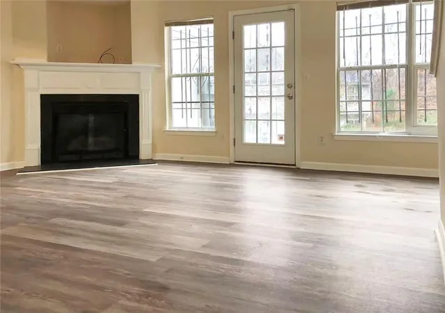 3rd image of 2568 Walden Lake Dr, Decatur, GA 30035 | MLS# 7705187