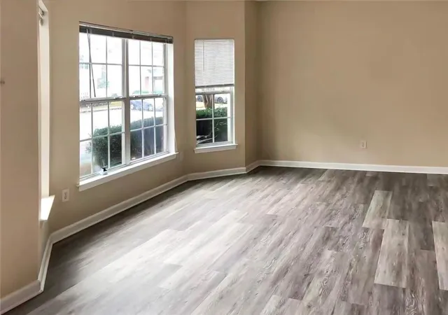 4th image of 2568 Walden Lake Dr, Decatur, GA 30035 | MLS# 7705187