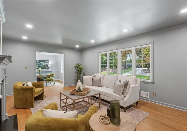 Photo 3 of Single family home for sale at 3920 Peachtree Dunwoody Rd NE, Atlanta, GA 30342 | MLS# 7780258 | Listing updated on 2026-09-23