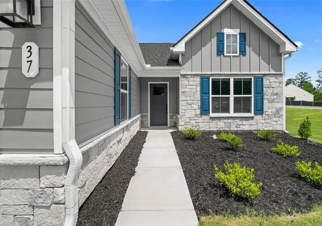 Photo 4 of Single family home for sale at 37 Tranquility Way, Dallas, GA 30132 | MLS# 7821878 | Listing updated on 2026-09-14