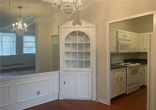 Photo 2 of Condo for sale at 3060 Pharr Ct N NW #123, Atlanta, GA 30305 | MLS# 7671913 | Listing updated on 2026-09-06