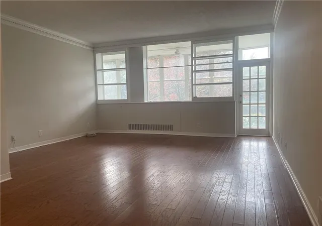 Photo 4 of Condo for sale at 3060 Pharr Ct N NW #123, Atlanta, GA 30305 | MLS# 7671913 | Listing updated on 2026-09-06