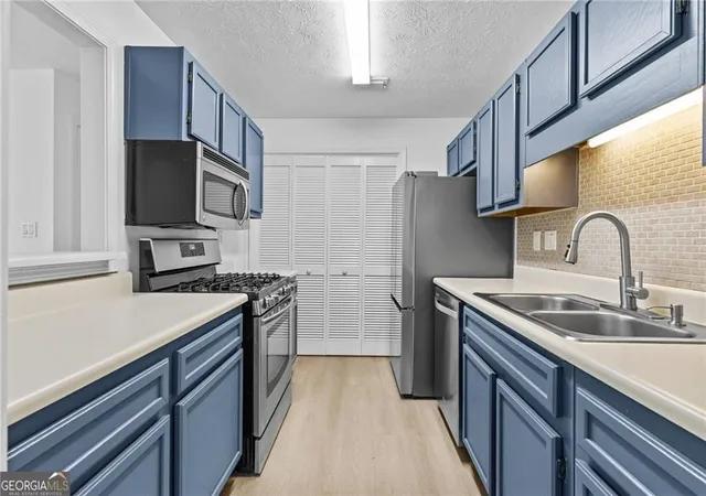 5th image of 204 Berkeley Woods Dr, Duluth, GA 30096 | MLS# 7807051
