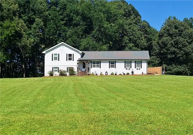 Photo 1 of Single family home for sale at 2107 Henderson Ml Rd, Covington, GA 30014 | MLS# 7809490 | Listing updated on 2026-09-17