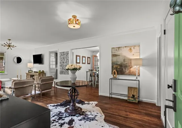 3rd image of 2477 Hunting Valley Dr, Decatur, GA 30033 | MLS# 7774082