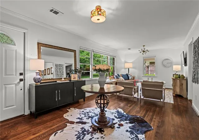 5th image of 2477 Hunting Valley Dr, Decatur, GA 30033 | MLS# 7774082