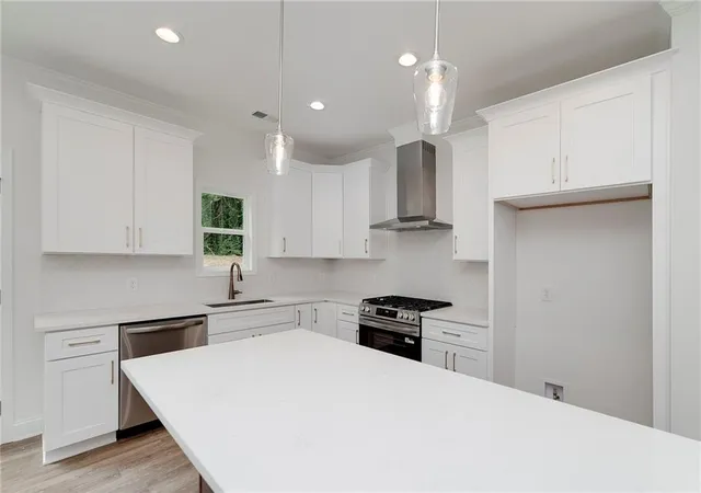 Photo 3 of Sale Pending at 187 Belletta Dr, Canton, GA 30114 | MLS# 7785195 | Listing updated on 2026-09-19