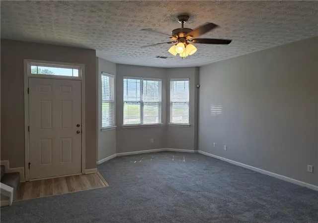 Photo 4 of Sale Pending at 6283 Ellenwood Dr, Rex, GA 30273 | MLS# 7822262 | Listing updated on 2026-09-15